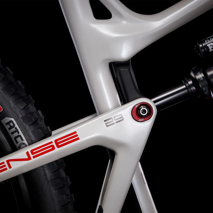 INTENSE CYCLES PRIMER 29 PRO SATIN BLACK CARBON TRAIL MOUNTAIN BIKE
